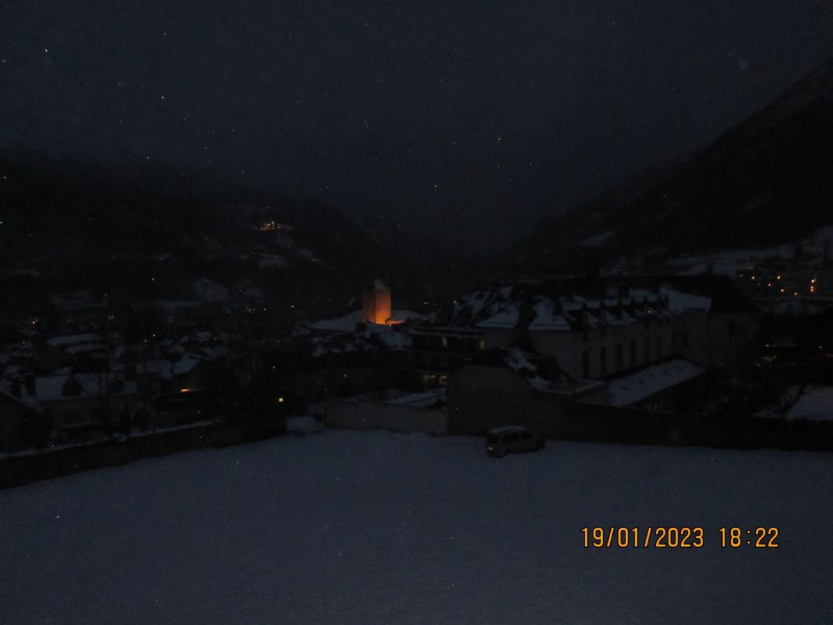 Studio Cerisema Pyrenees Zenith Luz-Saint-Sauveur Exteriör bild